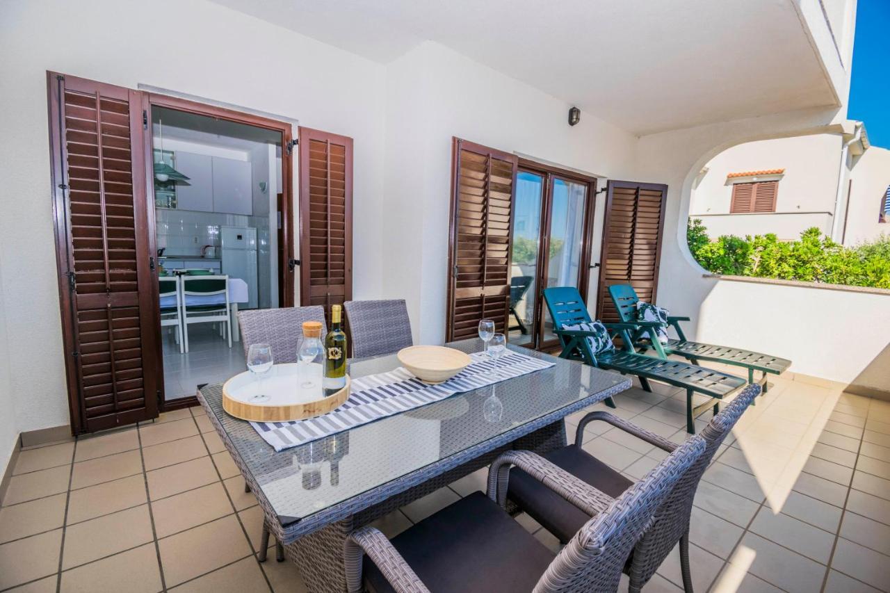 Apartments Pampas Island Pag باغ المظهر الخارجي الصورة