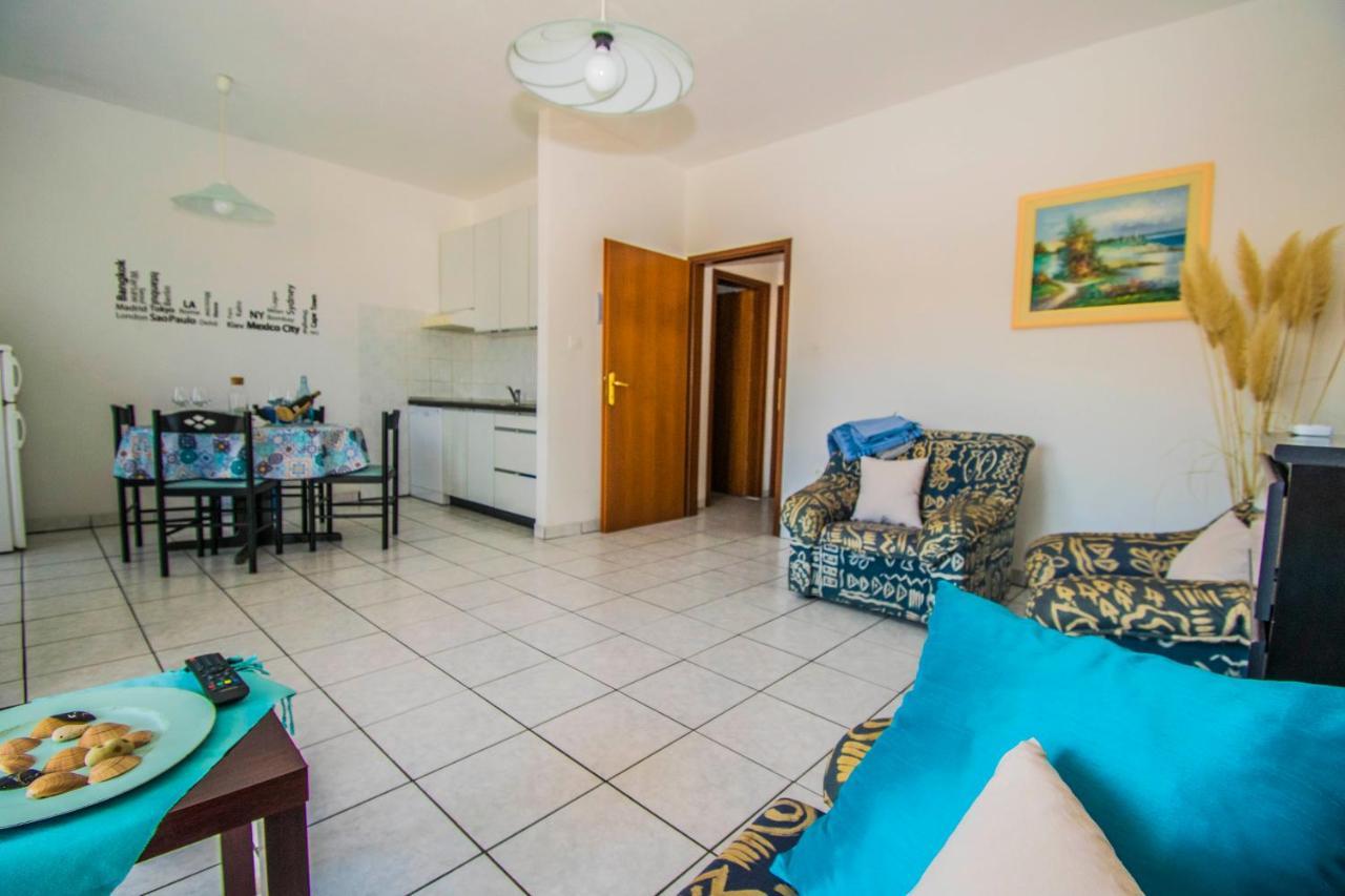 Apartments Pampas Island Pag باغ المظهر الخارجي الصورة