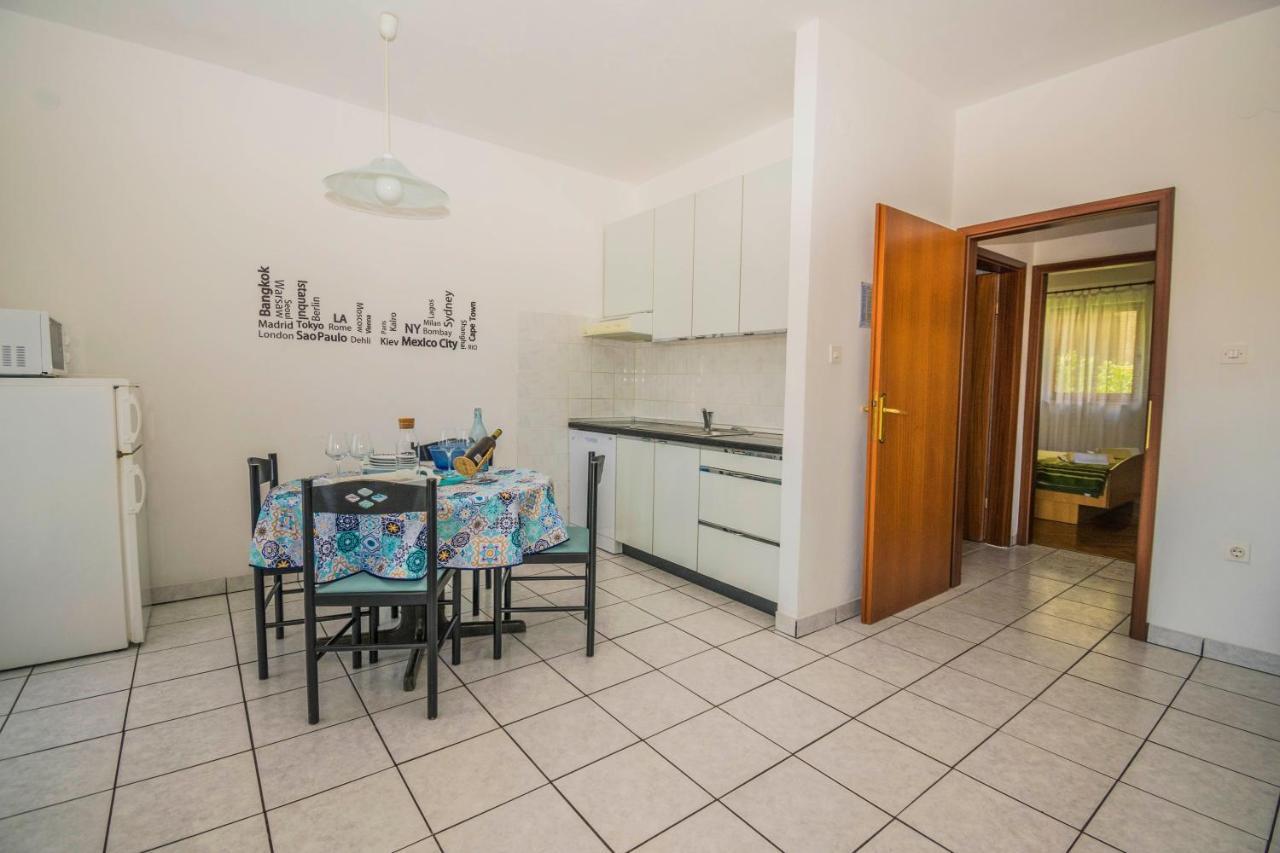 Apartments Pampas Island Pag باغ المظهر الخارجي الصورة